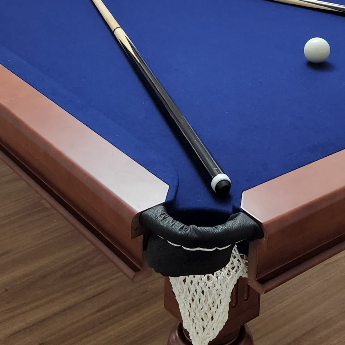 Kooka Living CueNova Prestige W8 8FT New Slate Billiard Table / Pool Table – Walnut Frame- White Billiards net port