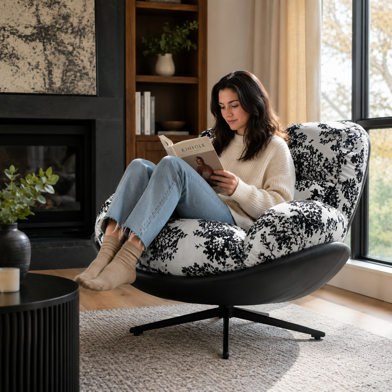 Modern Ergonomic Wingback Swivel Chair | 360° Rotatable Reclining Lounge Chair with PU Leather Upholstery & Plush Cushion Comfort